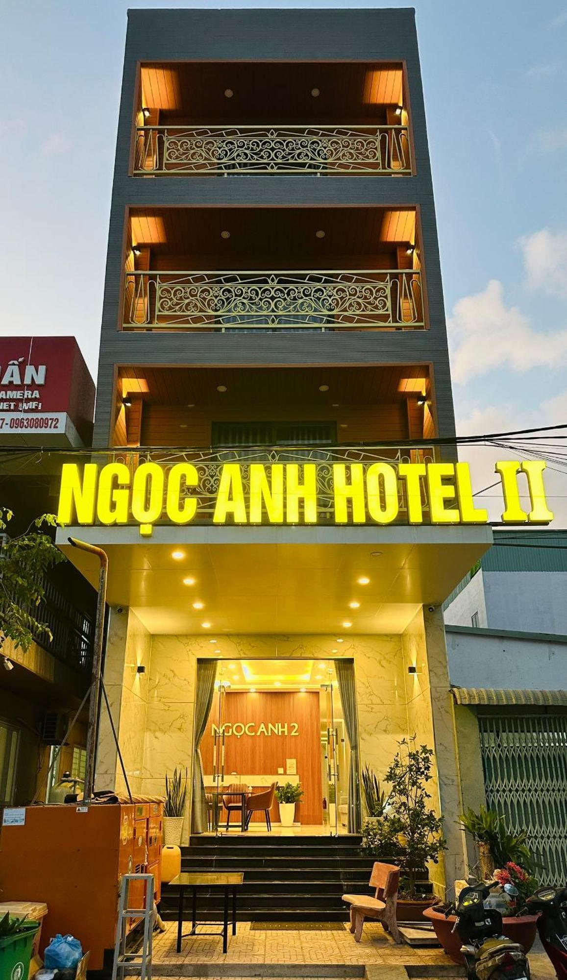 Ngoc Anh Hotel Chi Khu Co Ong Exterior foto